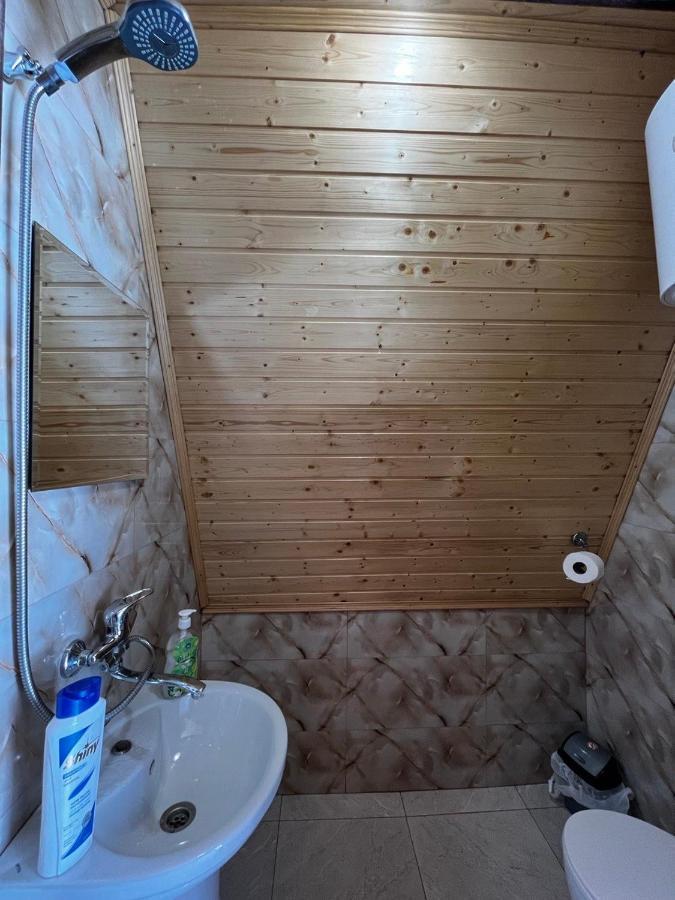 Guesthouse Data Μέστια Εξωτερικό φωτογραφία